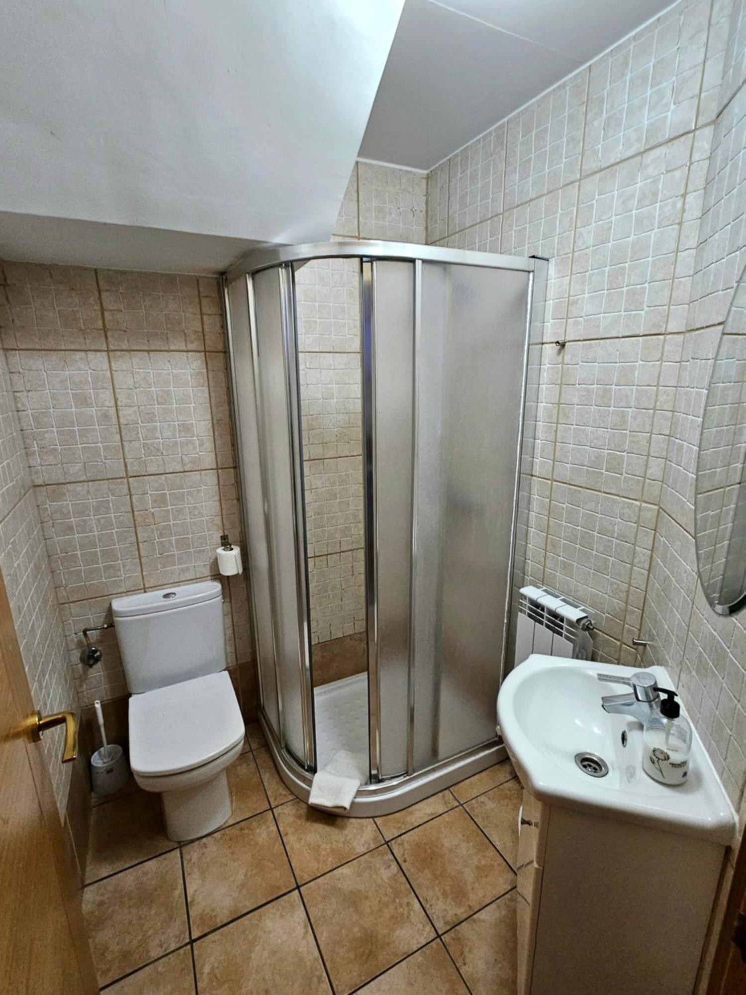 Hostal Jp Y Estudios Sangüesa Εξωτερικό φωτογραφία