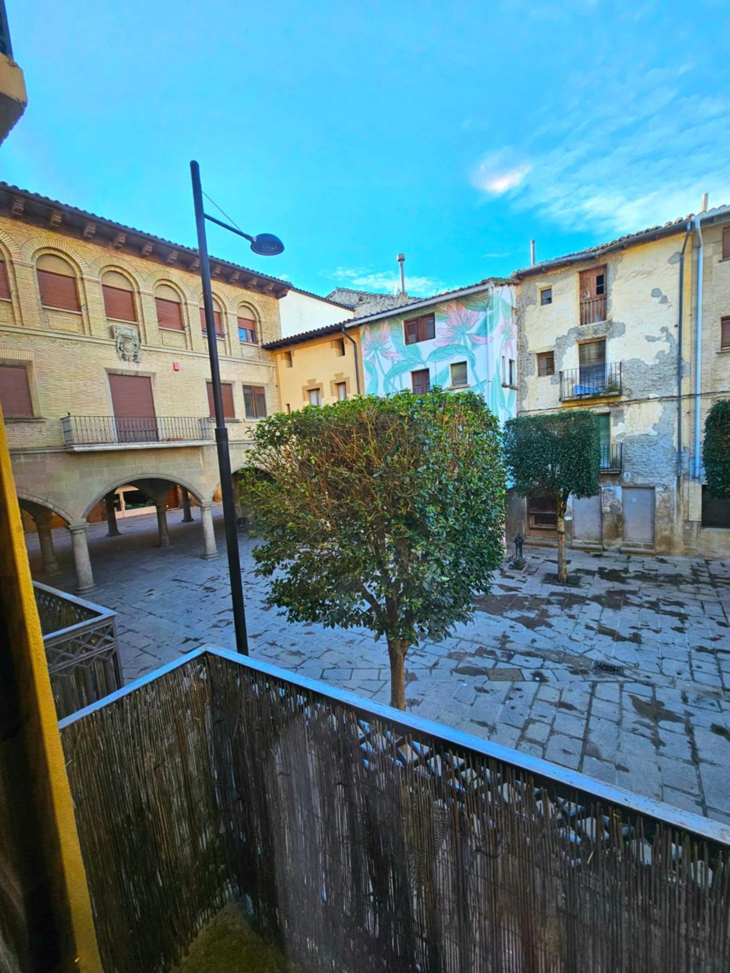 Hostal Jp Y Estudios Sangüesa Εξωτερικό φωτογραφία